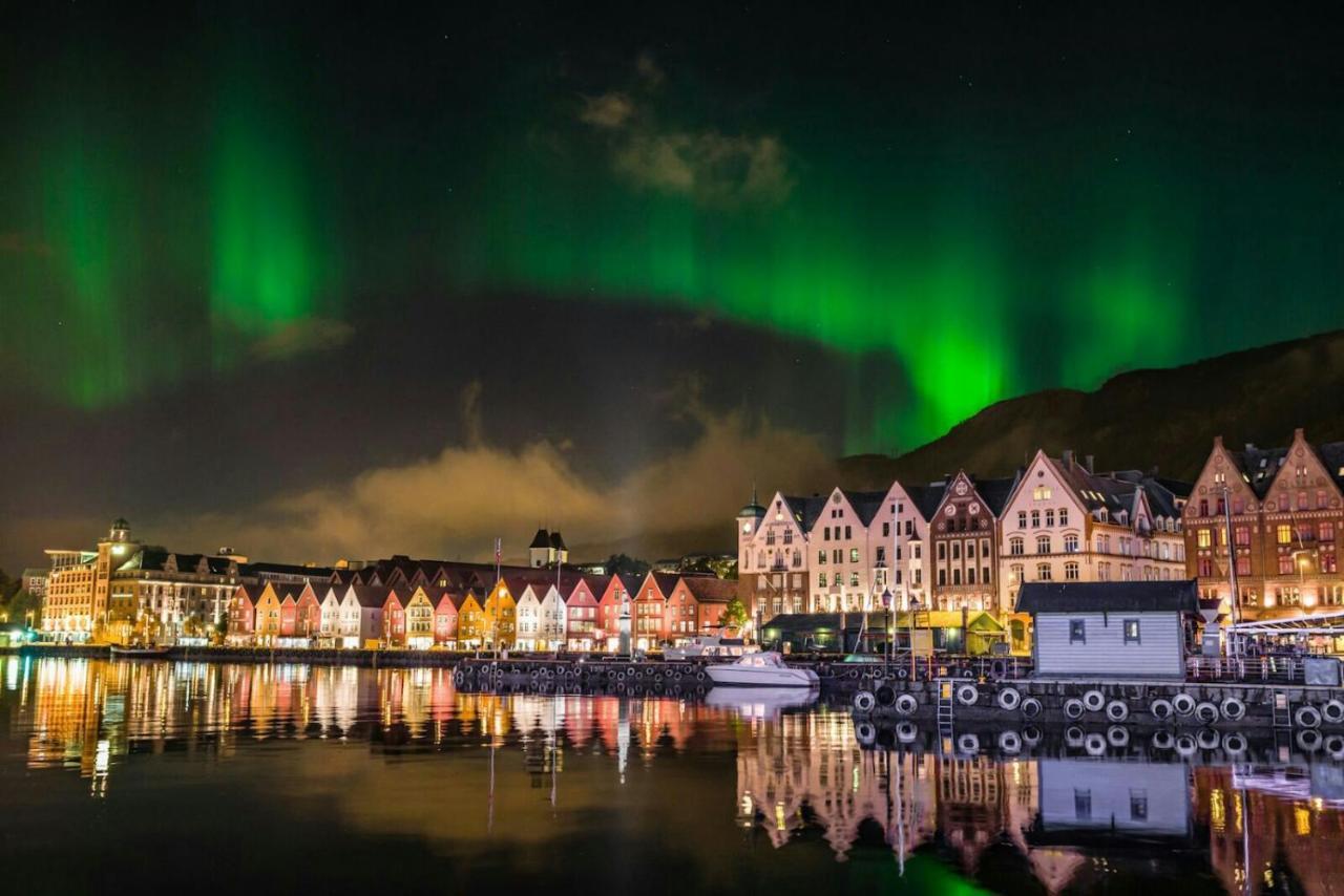 Family Friendly Apartment By The Park In The Very Center Of Alesund Luaran gambar